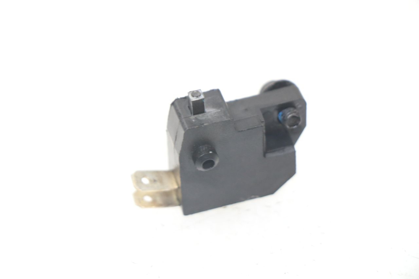 photo de RIGHT STOP LIGHT SWITCH PEUGEOT KISBEE 2T 50 (2010 - 2017) - Component detail