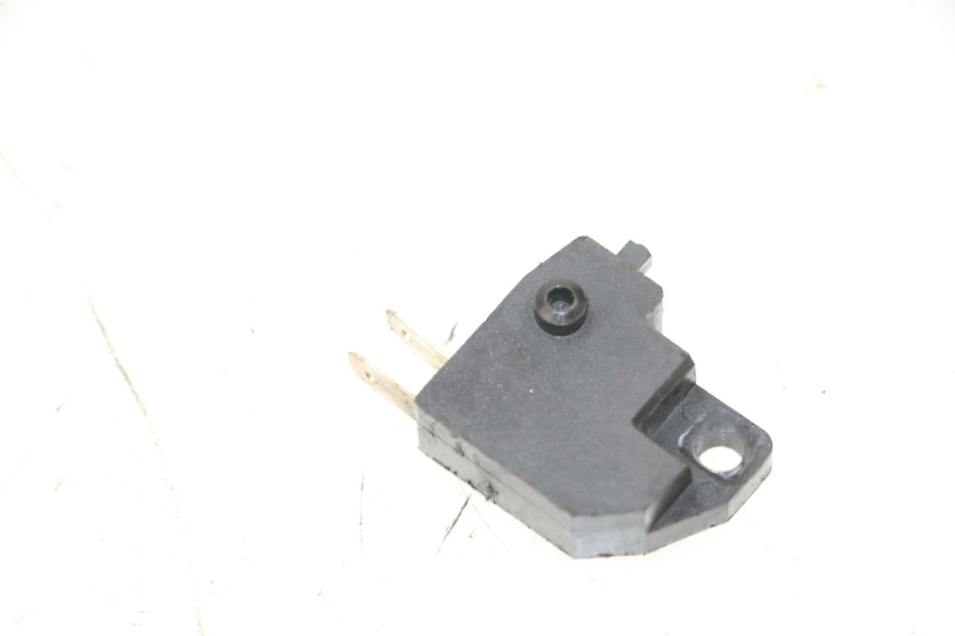 photo de RIGHT STOP LIGHT SWITCH PEUGEOT KISBEE 2T 50 (2010 - 2017) - Component detail