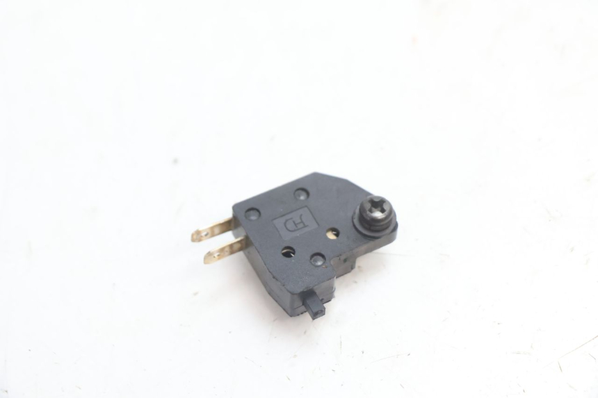 photo de RIGHT STOP LIGHT SWITCH PEUGEOT KISBEE 2T 50 (2018 - 2022) - Component detail