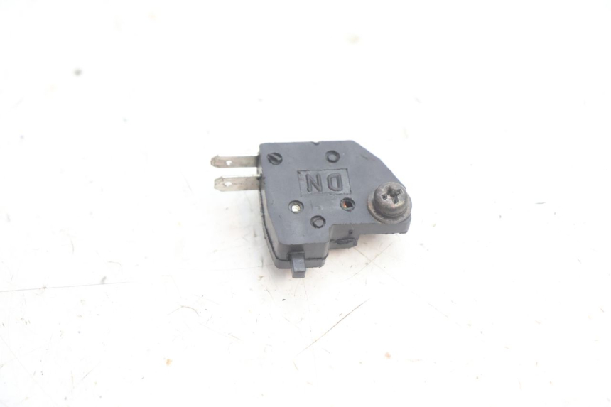 photo de RIGHT STOP LIGHT SWITCH PEUGEOT KISBEE 2T 50 (2010 - 2017) - Component detail