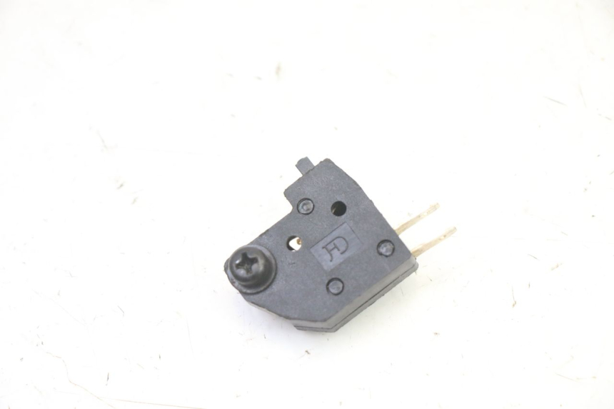 photo de RIGHT STOP LIGHT SWITCH PEUGEOT KISBEE 4T 50 (2018 - 2022) - Main view