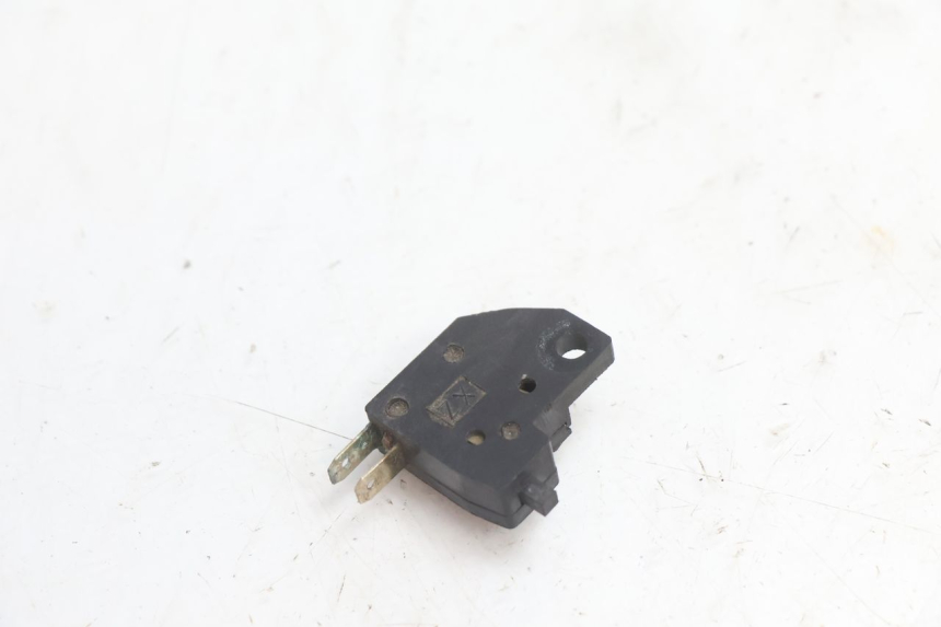 photo de RIGHT STOP LIGHT SWITCH PEUGEOT KISBEE 4T 50 (2010 - 2017) - Component detail