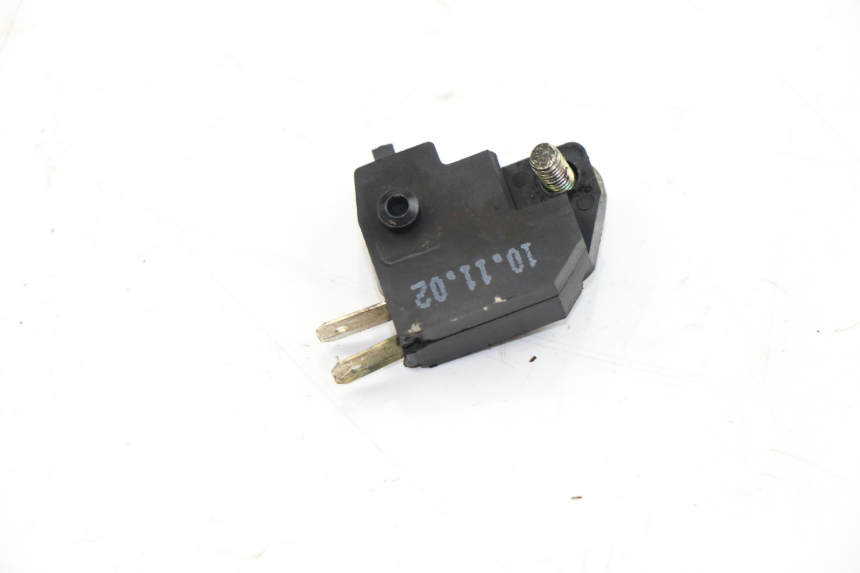 photo de RIGHT STOP LIGHT SWITCH LONCIN LX 125 (2010 - 2015) - Zoom on usage condition