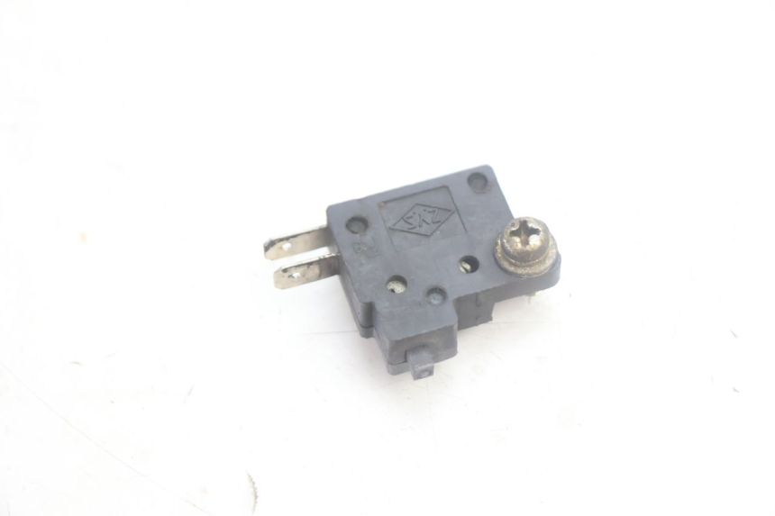 photo de RIGHT STOP LIGHT SWITCH SYM MIO 50 (2005 - 2010) - Component detail