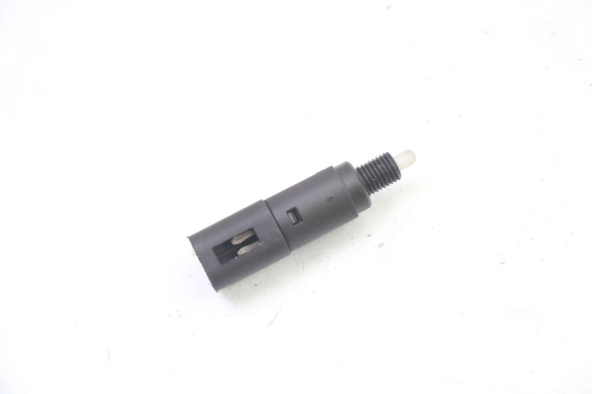 photo de RIGHT STOP LIGHT SWITCH PIAGGIO MP3 HPE 310 (2024 - 2025) - Component detail