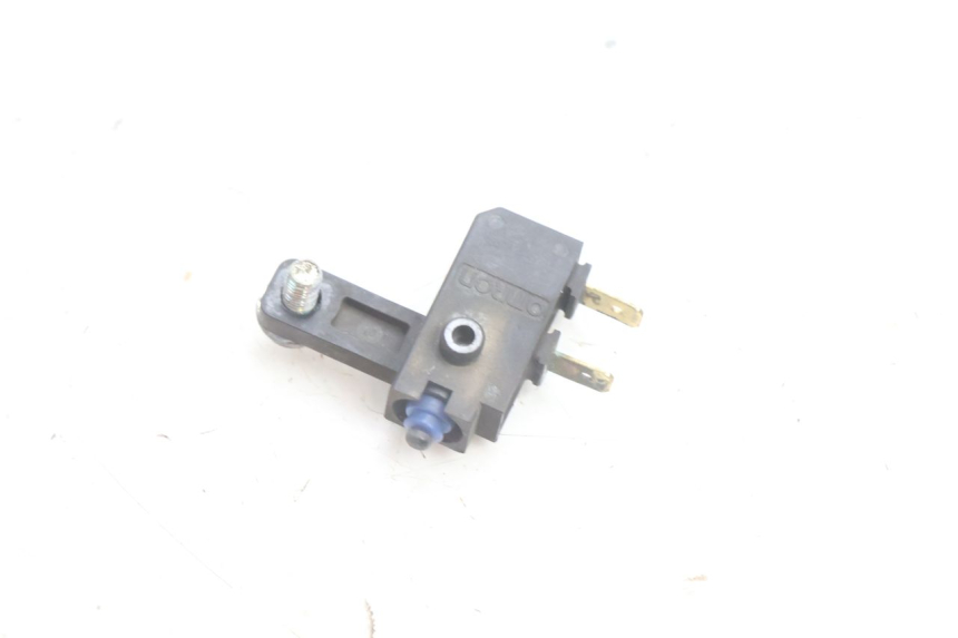 photo de RIGHT STOP LIGHT SWITCH YAMAHA N-MAX NMAX 125 (2021 - 2024) - Alternative perspective