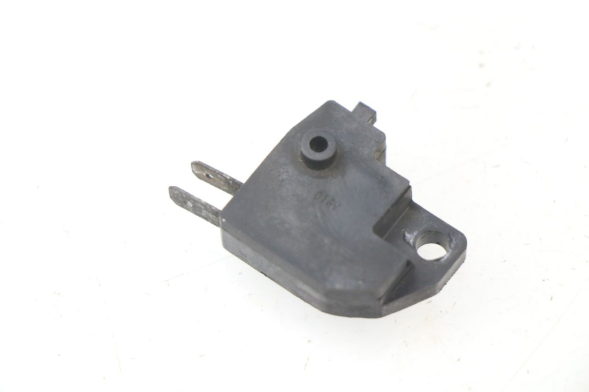 photo de RIGHT STOP LIGHT SWITCH CAGIVA NAVIGATOR 1000 (2000 - 2005) - Component detail