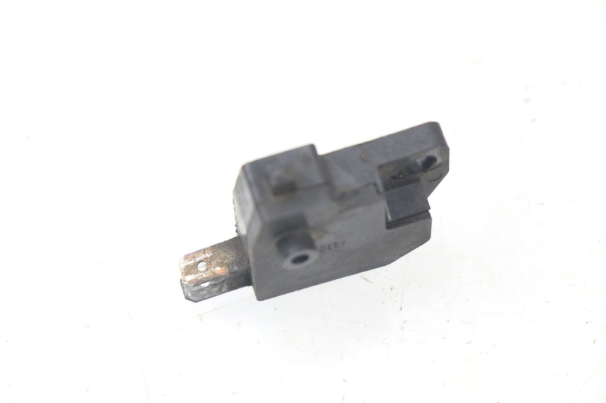 photo de RIGHT STOP LIGHT SWITCH CAGIVA NAVIGATOR 1000 (2000 - 2005) - Zoom on usage condition