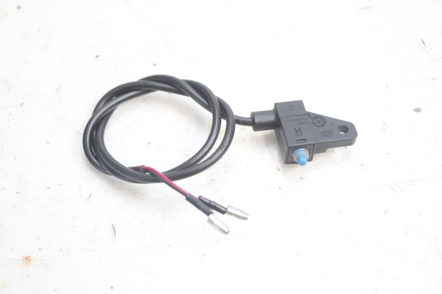 photo de RIGHT STOP LIGHT SWITCH JM MOTORS OLDIES 4T 50 (2020 - 2026) - Alternative perspective