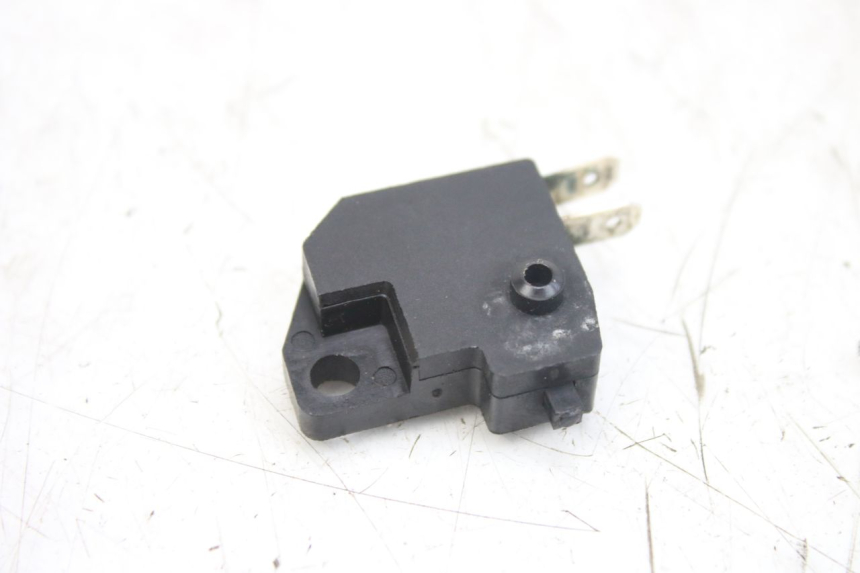photo de RIGHT BRAKE LIGHT SWITCH SYM ORBIT 2 4T 50 (2008 - 2017) - Main view