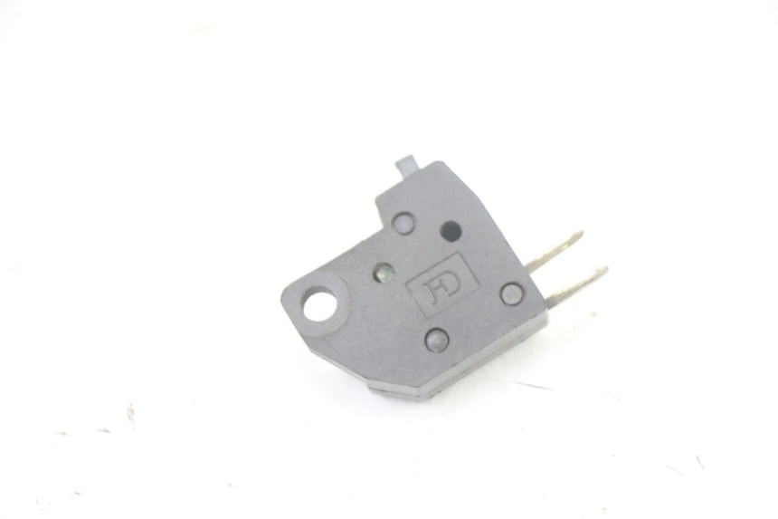 photo de RIGHT STOP LIGHT SWITCH PEUGEOT KISBEE 2T 50 (2010 - 2017) - Main view
