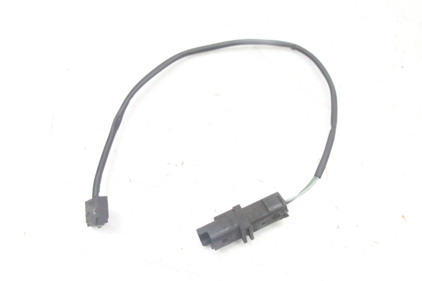 photo de RIGHT STOP LIGHT SWITCH PEUGEOT SATELIS COMPRESSOR K15 125 (2006 - 2009) - Main view