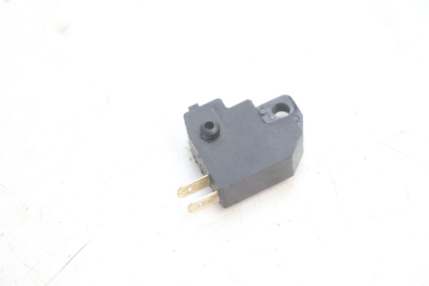 photo de RIGHT STOP LIGHT SWITCH LAZIO RENO 50 (2016 - 2021) - Zoom on usage condition