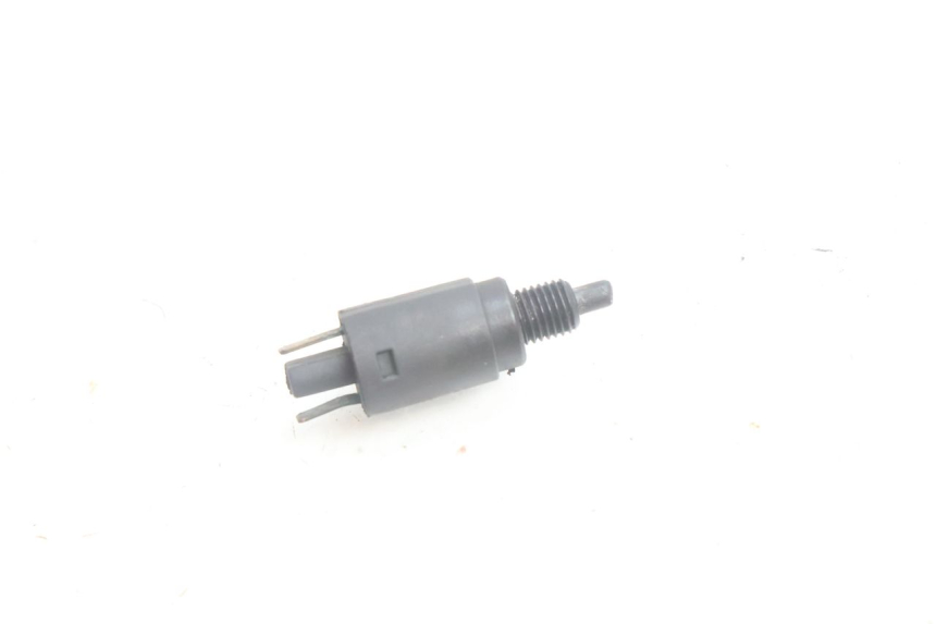 photo de RIGHT STOP LIGHT SWITCH GILERA RUNNER SP 50 (2002 - 2004) - Component detail
