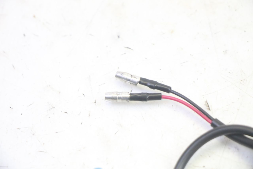 photo de RIGHT STOP LIGHT SWITCH JM MOTORS SANTANA EVO 50 (2024 - 2026) - Technical close-up