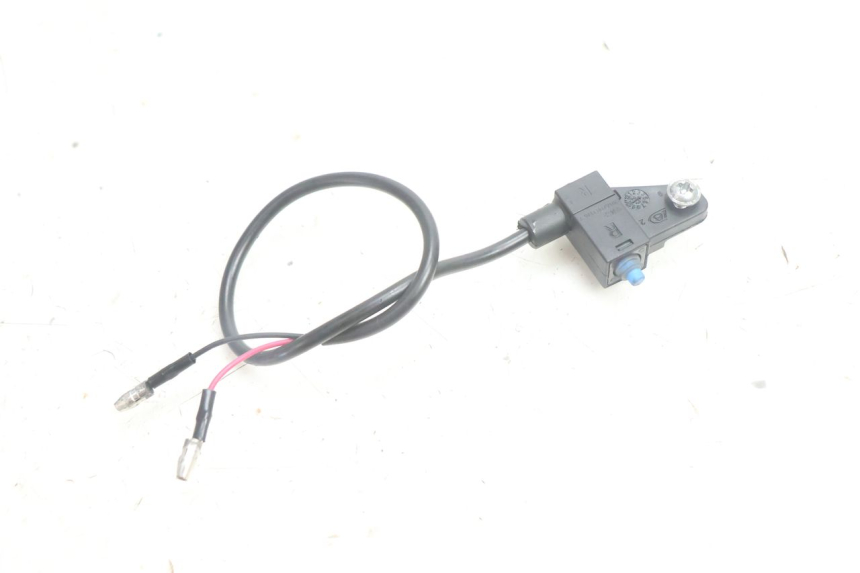 photo de RIGHT STOP LIGHT SWITCH JM MOTORS SANTANA EVO 50 (2024 - 2026) - Zoom on usage condition