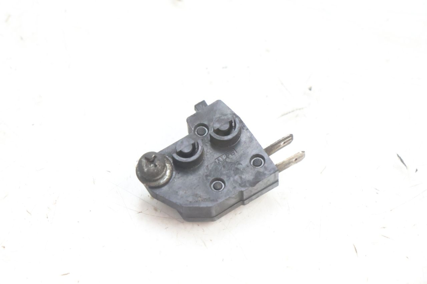 photo de RIGHT STOP LIGHT SWITCH PEUGEOT SATELIS 125 (2006 - 2009) - Main view