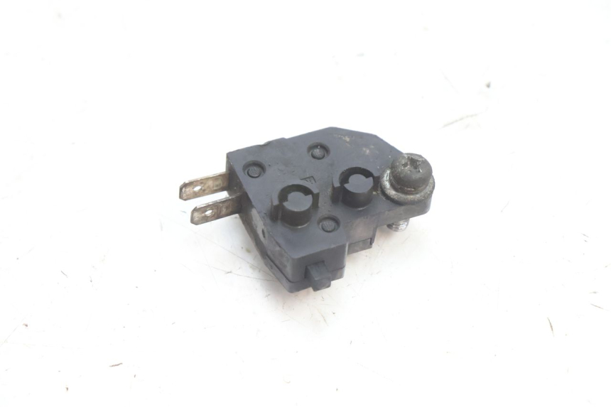 photo de RIGHT STOP LIGHT SWITCH PEUGEOT SATELIS 125 (2006 - 2009) - Component detail