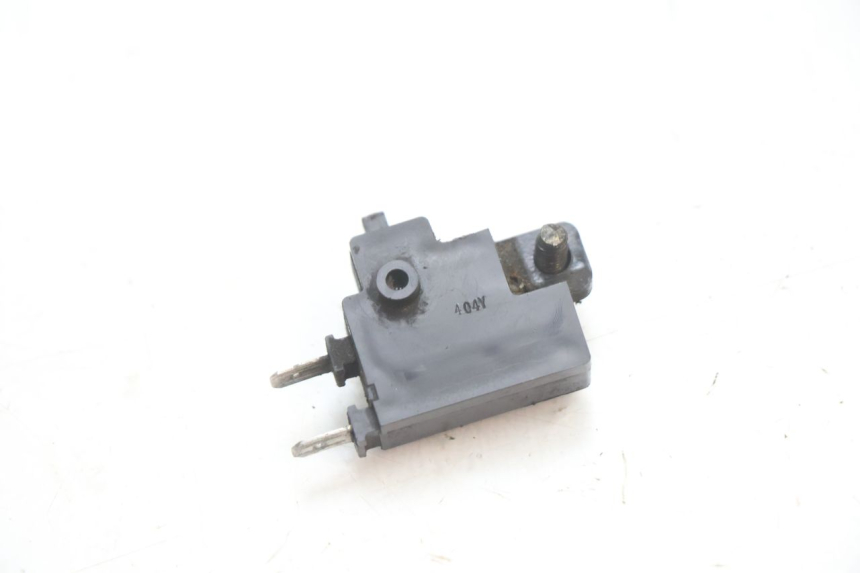 photo de RIGHT STOP LIGHT SWITCH HONDA ST PAN EUROPEAN 1100 (1990 - 2002) - Zoom on usage condition