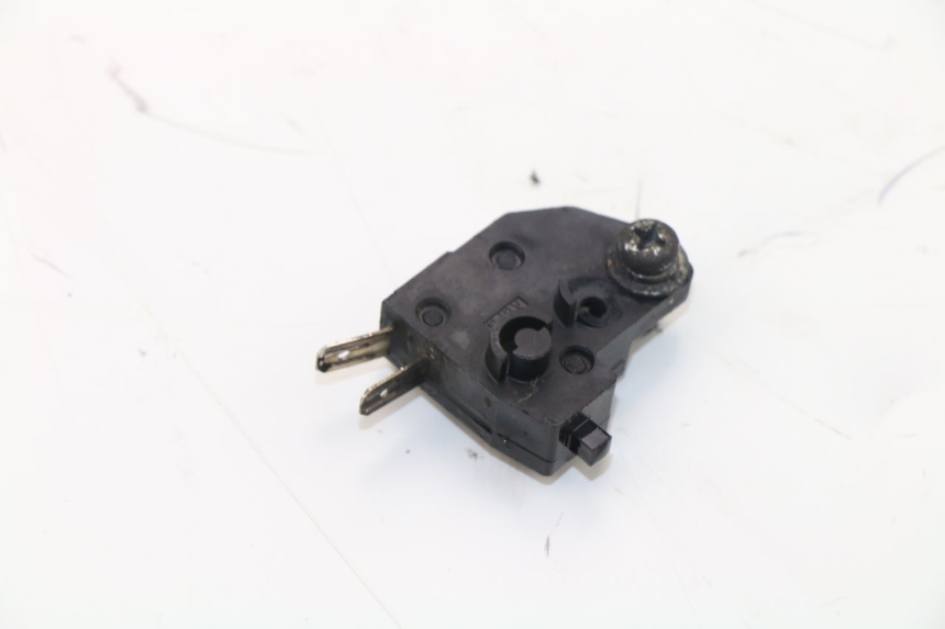 photo de RIGHT STOP LIGHT SWITCH SUZUKI SV N 650 (2003 - 2009) - Main view