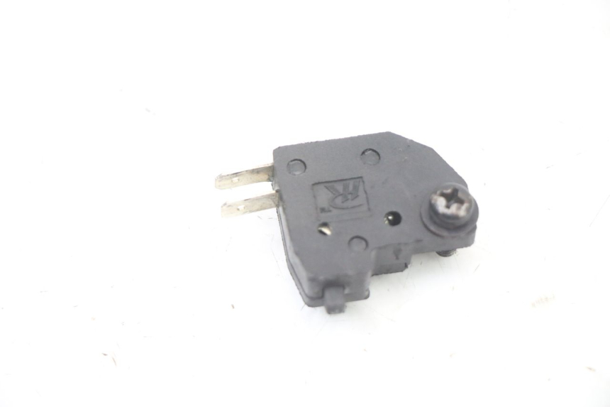 photo de RIGHT BRAKE LIGHT SWITCH SYM FIDDLE 3 III 125 (2014 - 2020) - Component detail