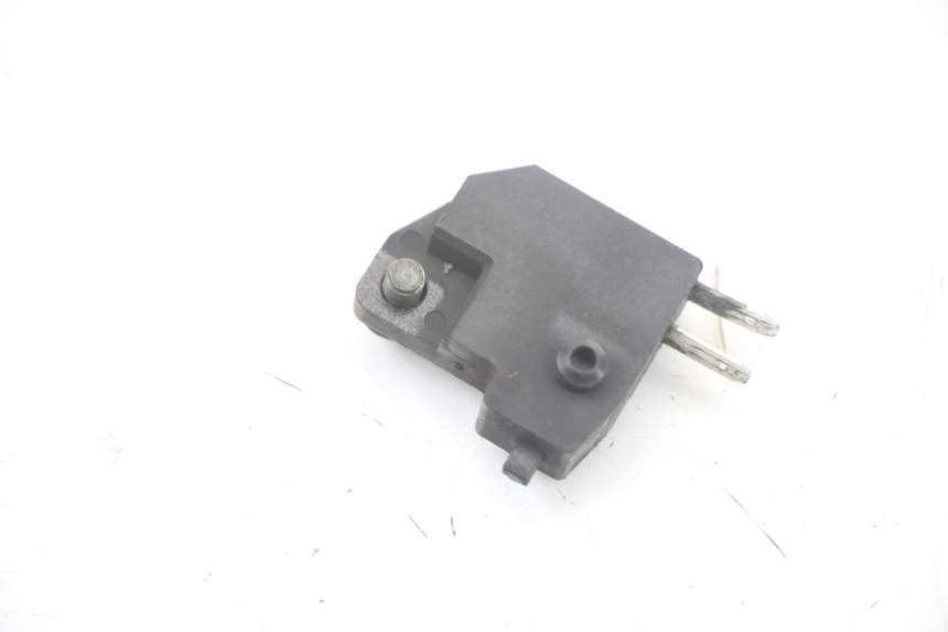 photo de RIGHT BRAKE LIGHT SWITCH SYM JET 14 4T 50 (2018 - 2022) - Alternative perspective