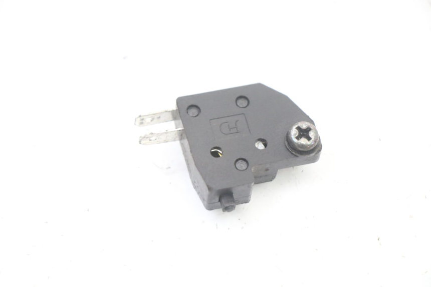 photo de RIGHT BRAKE LIGHT SWITCH SYM ORBIT 2 4T 50 (2008 - 2017) - Component detail