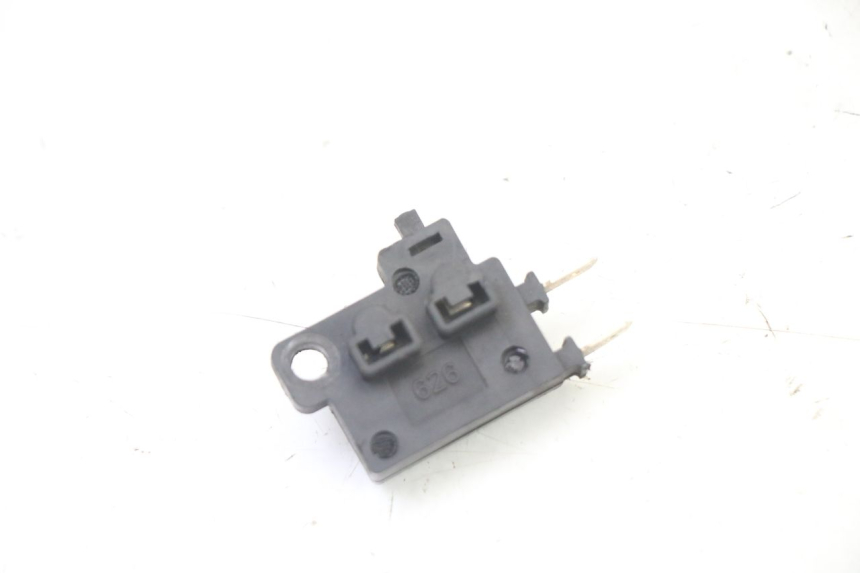 photo de RIGHT STOP LIGHT SWITCH PEUGEOT TWEET 4T 50 (2014 - 2019) - Main view