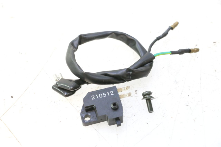 photo de RIGHT STOP LIGHT SWITCH PEUGEOT TWEET 4T 50 (2018 - 2022) - Component detail