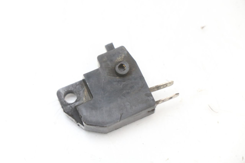 photo de RIGHT BRAKE LIGHT SWITCH SUZUKI UH BURGMAN 125 (2002 - 2006) - Main view