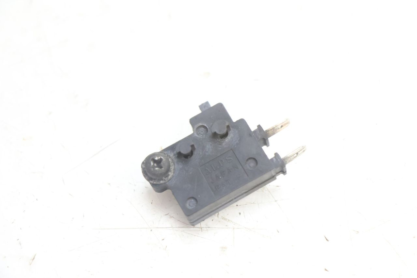 photo de RIGHT STOP LIGHT SWITCH HONDA VFR FI RC46 800 (1998 - 2001) - Main view