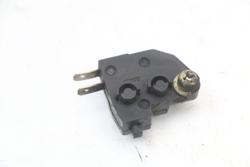 photo de RIGHT STOP LIGHT SWITCH SUZUKI VL INTRUDER 125 (2004 - 2007) - Component detail