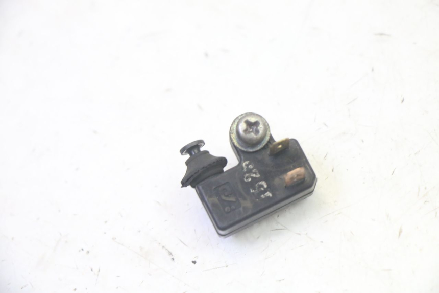 photo de RIGHT STOP LIGHT SWITCH YAMAHA X-MAX XMAX 125 (2010 - 2013) - Main view