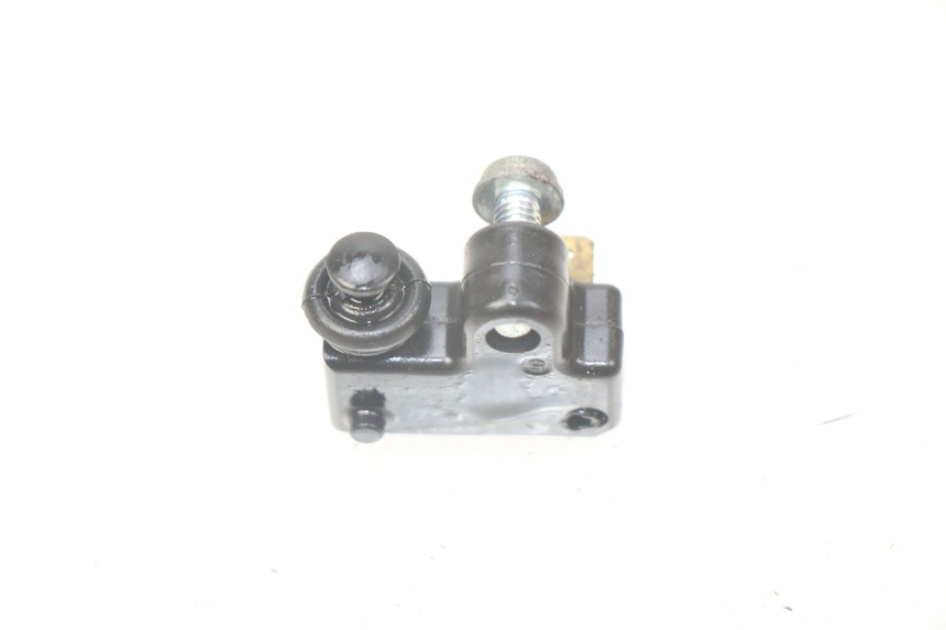photo de RIGHT STOP LIGHT SWITCH YAMAHA XP T-MAX TMAX ABS 530 (2012 - 2015) - Zoom on usage condition
