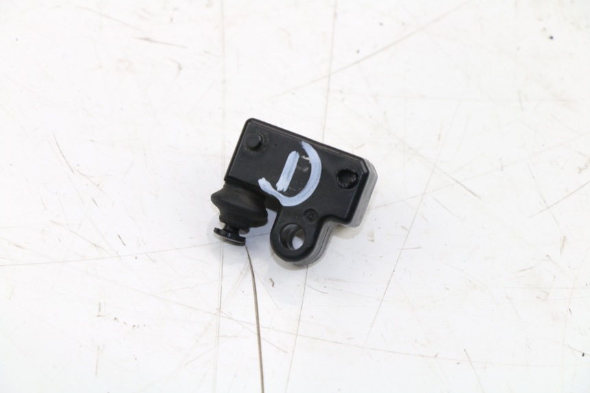 photo de RIGHT STOP LIGHT SWITCH YAMAHA YP X-MAX 400 (2014 - 2017) - Main view