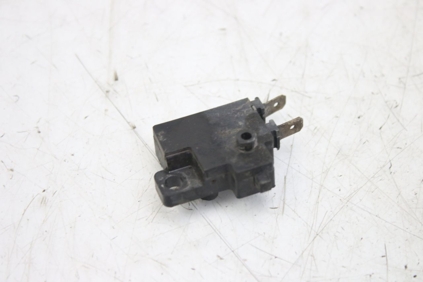 photo de RIGHT BRAKE LIGHT SWITCH YAMAHA YZF R1 1000 (2007 - 2008) - Main view