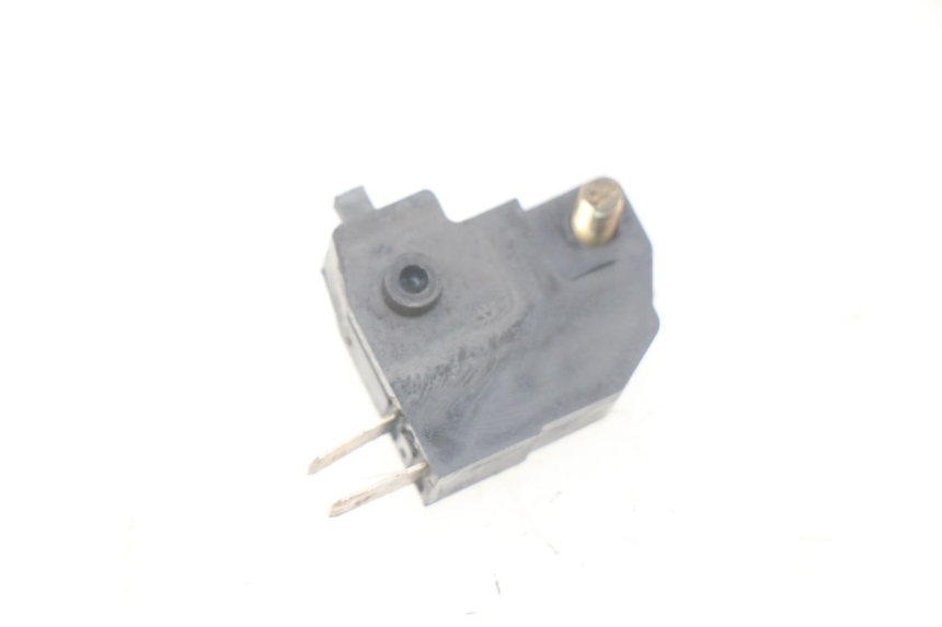 photo de RIGHT STOP LIGHT SWITCH KAWASAKI Z S 750 (2003 - 2006) - Zoom on usage condition