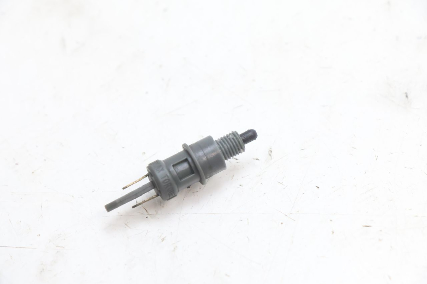 photo de RIGHT STOP LIGHT SWITCH PIAGGIO ZIP 2T 50 (2009 - 2019) - Component detail