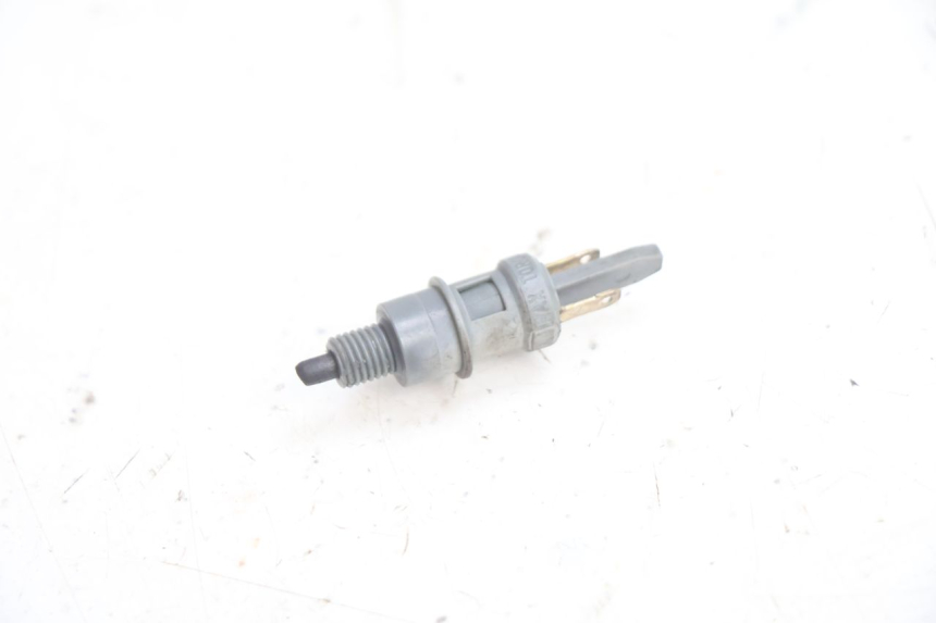 photo de RIGHT STOP LIGHT SWITCH PIAGGIO ZIP 2T 50 (2009 - 2019) - Component detail