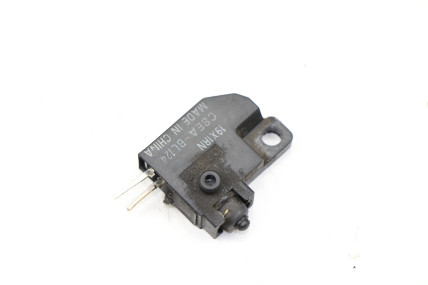 photo de LEFT STOP LIGHT SWITCH BMW C GT 650 (2012 - 2015) - Zoom on usage condition