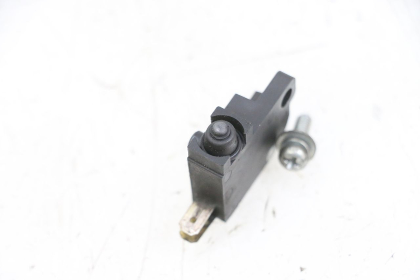 photo de LEFT STOP LIGHT SWITCH SUZUKI BURGMAN 650 (2013 - 2020) - Zoom on usage condition
