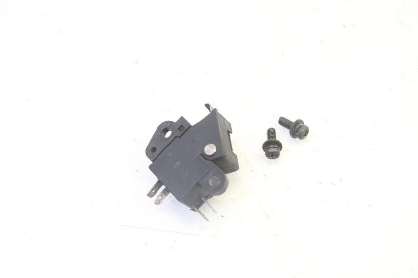 photo de LEFT STOP LIGHT SWITCH HONDA FES S-WING SWING ABS 125 (2007 - 2015) - Zoom on usage condition