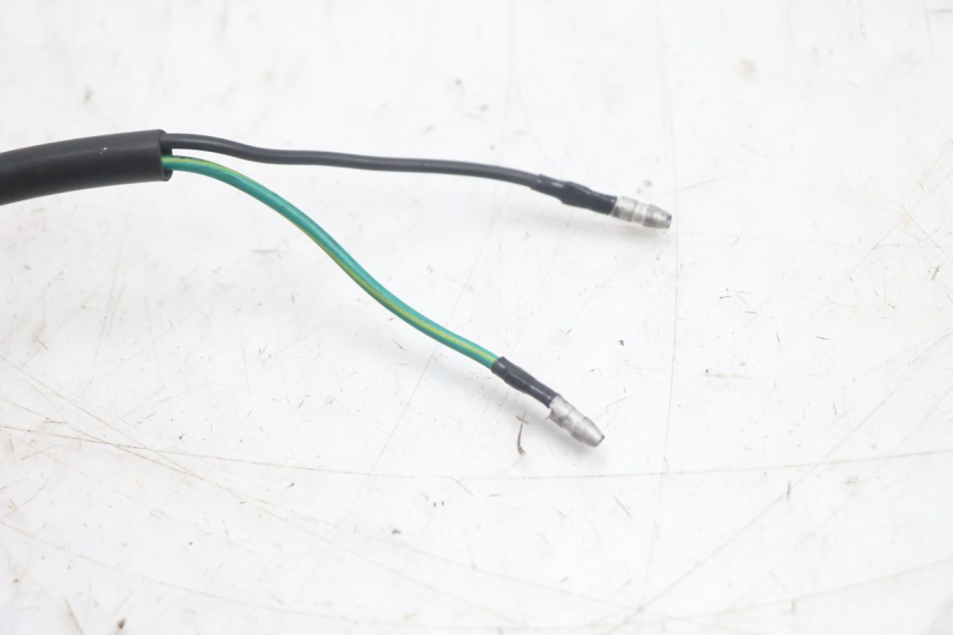 photo de LEFT STOP LIGHT SWITCH SYM FIDDLE 3 III 50 (2014 - 2020) - Alternative perspective