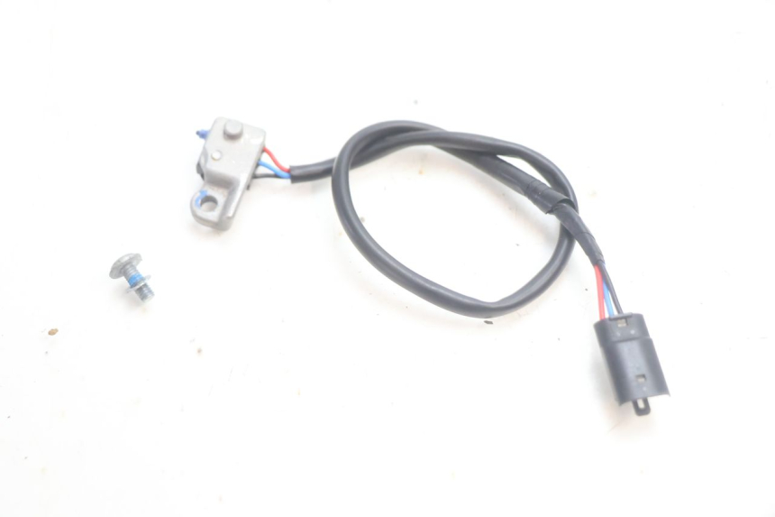 photo de LEFT STOP LIGHT SWITCH PIAGGIO MP3 HPE 530 (2022 - 2026) - Product overview
