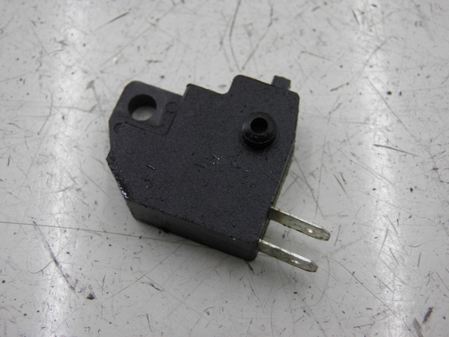 photo de LEFT STOP LIGHT SWITCH PEUGEOT TWEET 4T 50 (2010 - 2014) - Component detail