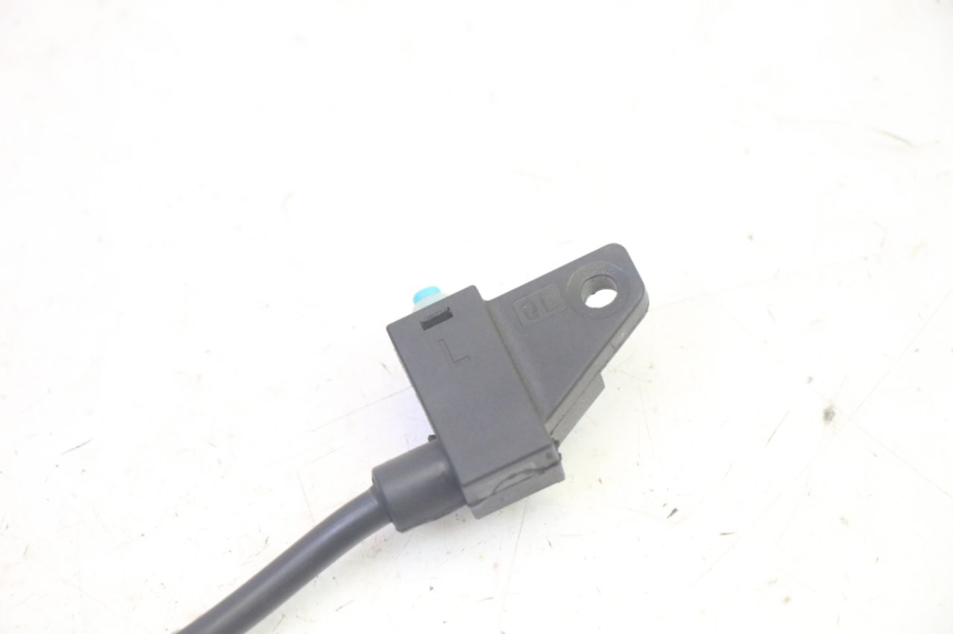 photo de LEFT STOP LIGHT SWITCH EFUN PUSA 1 - Zoom on usage condition