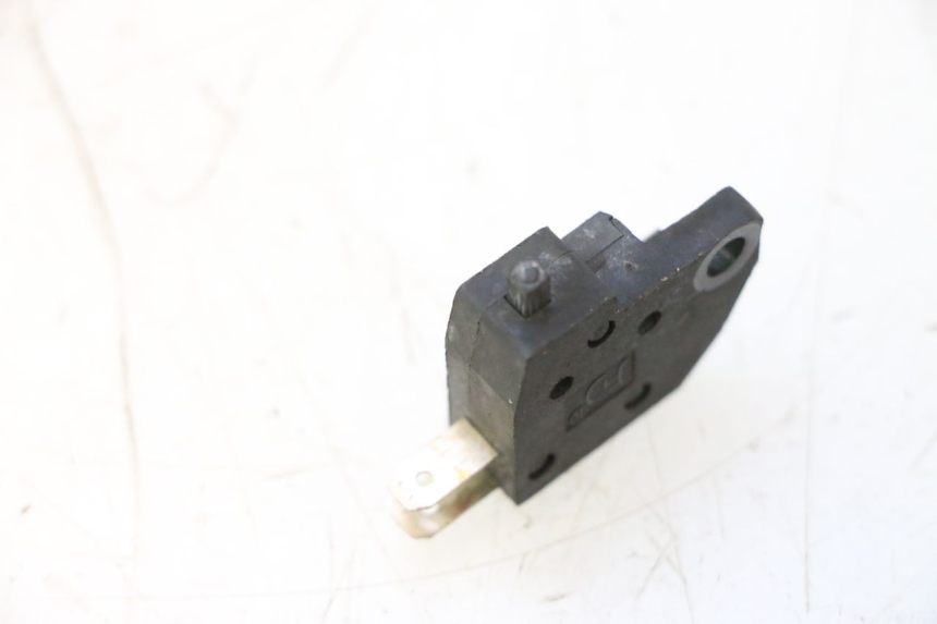 photo de LEFT STOP LIGHT SWITCH RAZZO QTR 50 (2011 - 2018) - Component detail