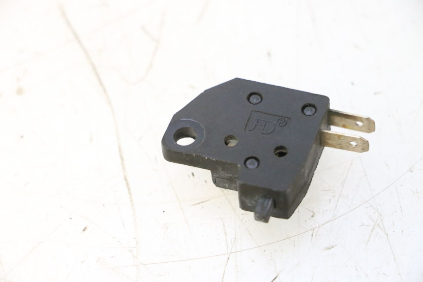 photo de LEFT STOP LIGHT SWITCH RAZZO QTR 50 (2011 - 2018) - Alternative perspective