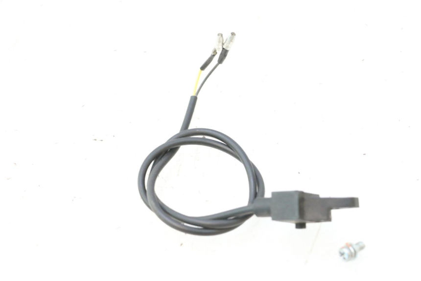 photo de LEFT STOP LIGHT SWITCH BAIKU SAKURA 1 (2021 - 2025) - Zoom on usage condition