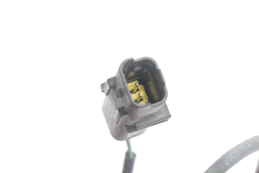 photo de LEFT BRAKE LIGHT SWITCH PEUGEOT SATELIS 125 (2006 - 2009) - Zoom on usage condition